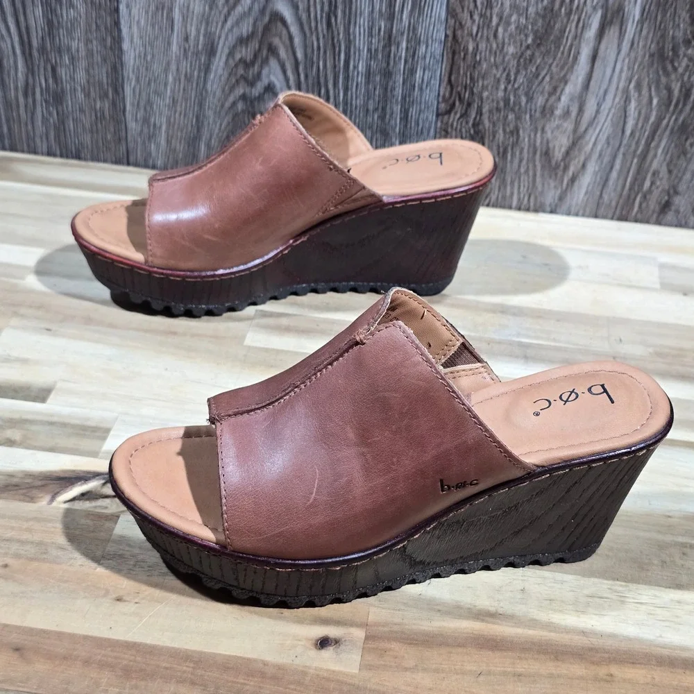 b.o.c.‎ Born Concept Women's Brown Leather Wedge Slide Sandals Size 6M Comfort